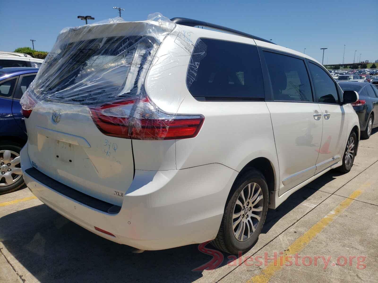 5TDYZ3DC6JS958413 2018 TOYOTA SIENNA