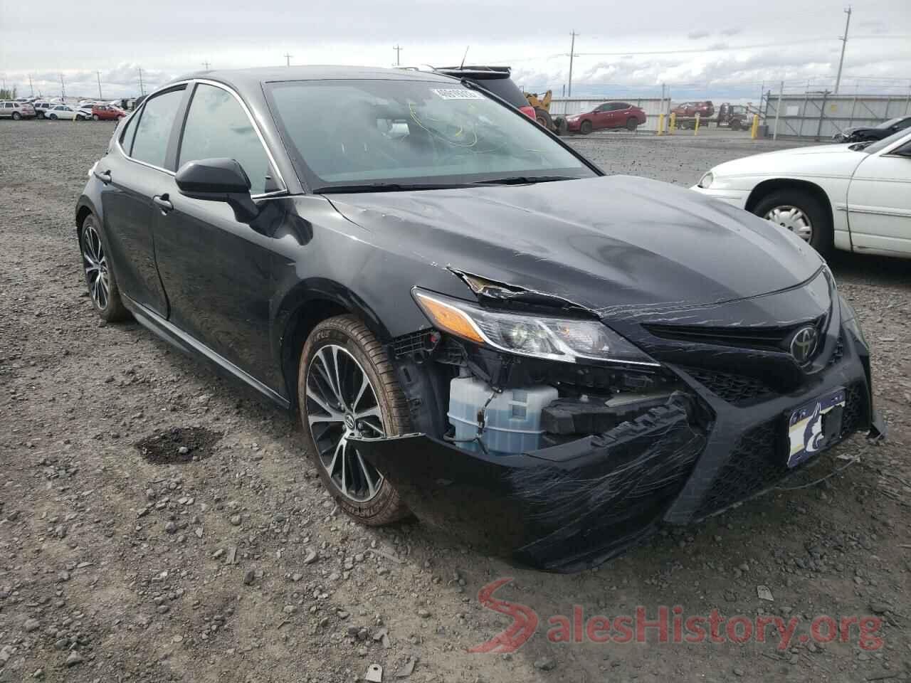 4T1G11AK5LU318805 2020 TOYOTA CAMRY