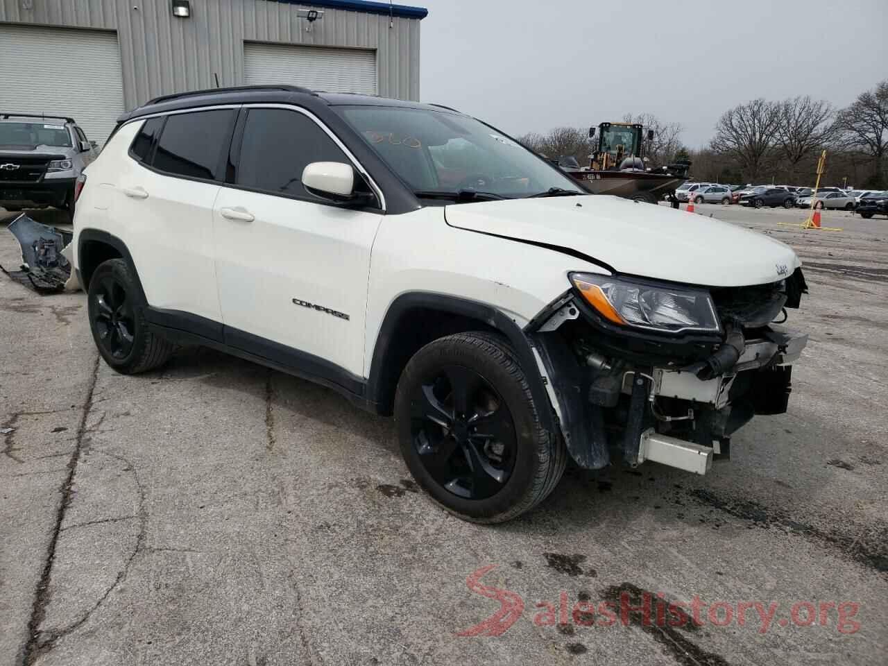 3C4NJDBB2JT270957 2018 JEEP COMPASS