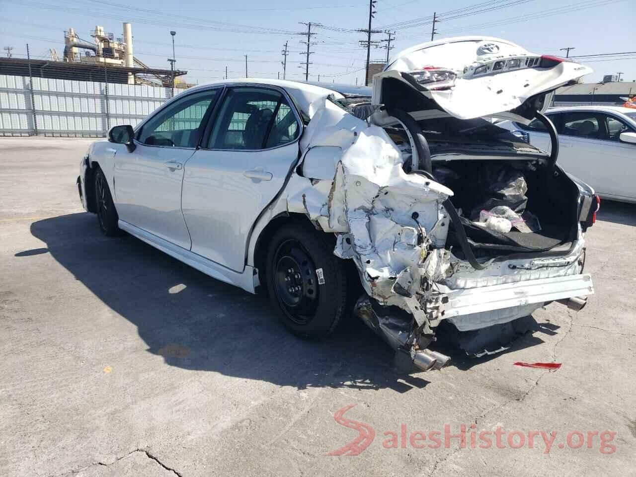 4T1K61AK1NU011565 2022 TOYOTA CAMRY