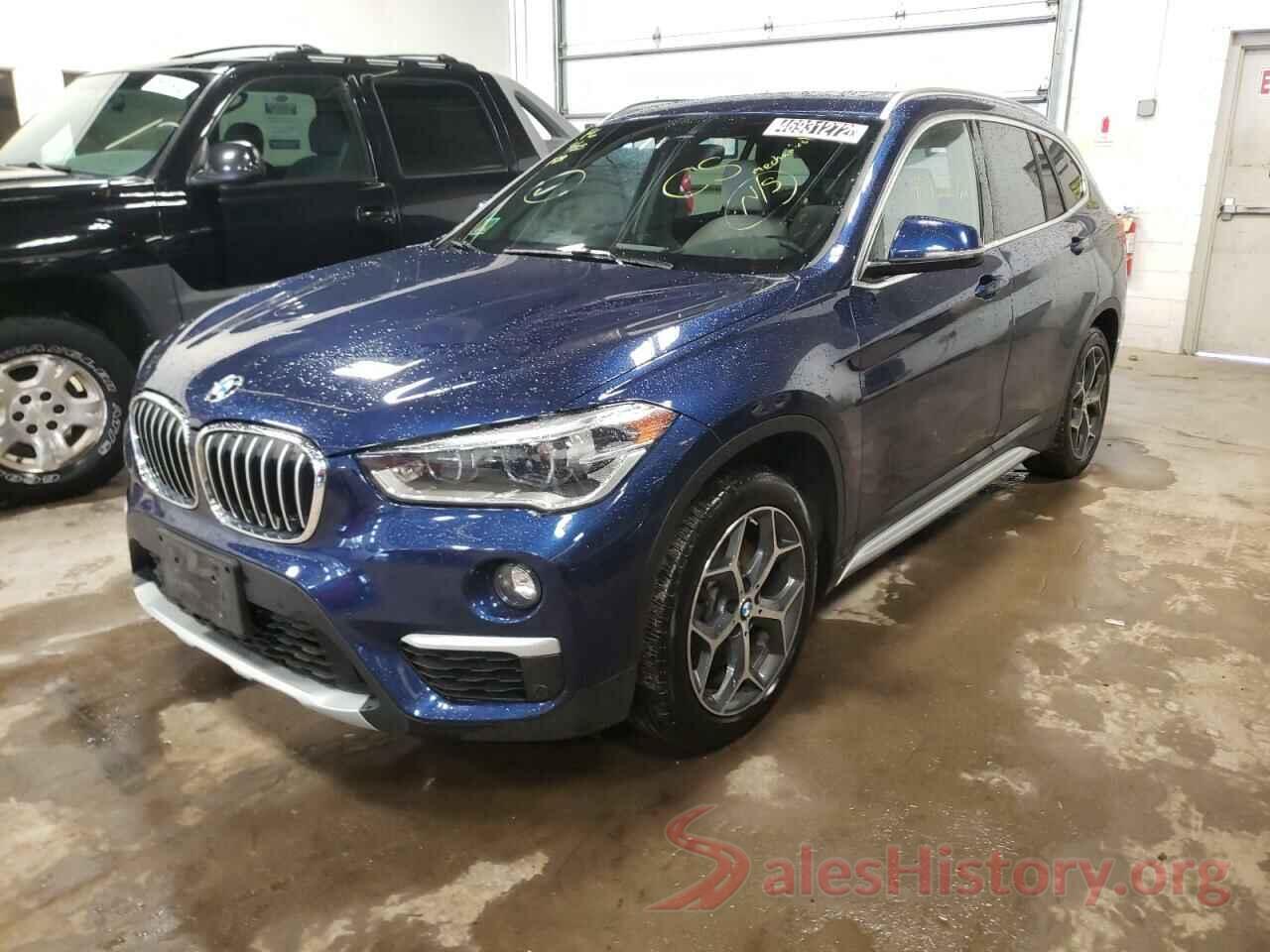 WBXHT3C30J5L29337 2018 BMW X1