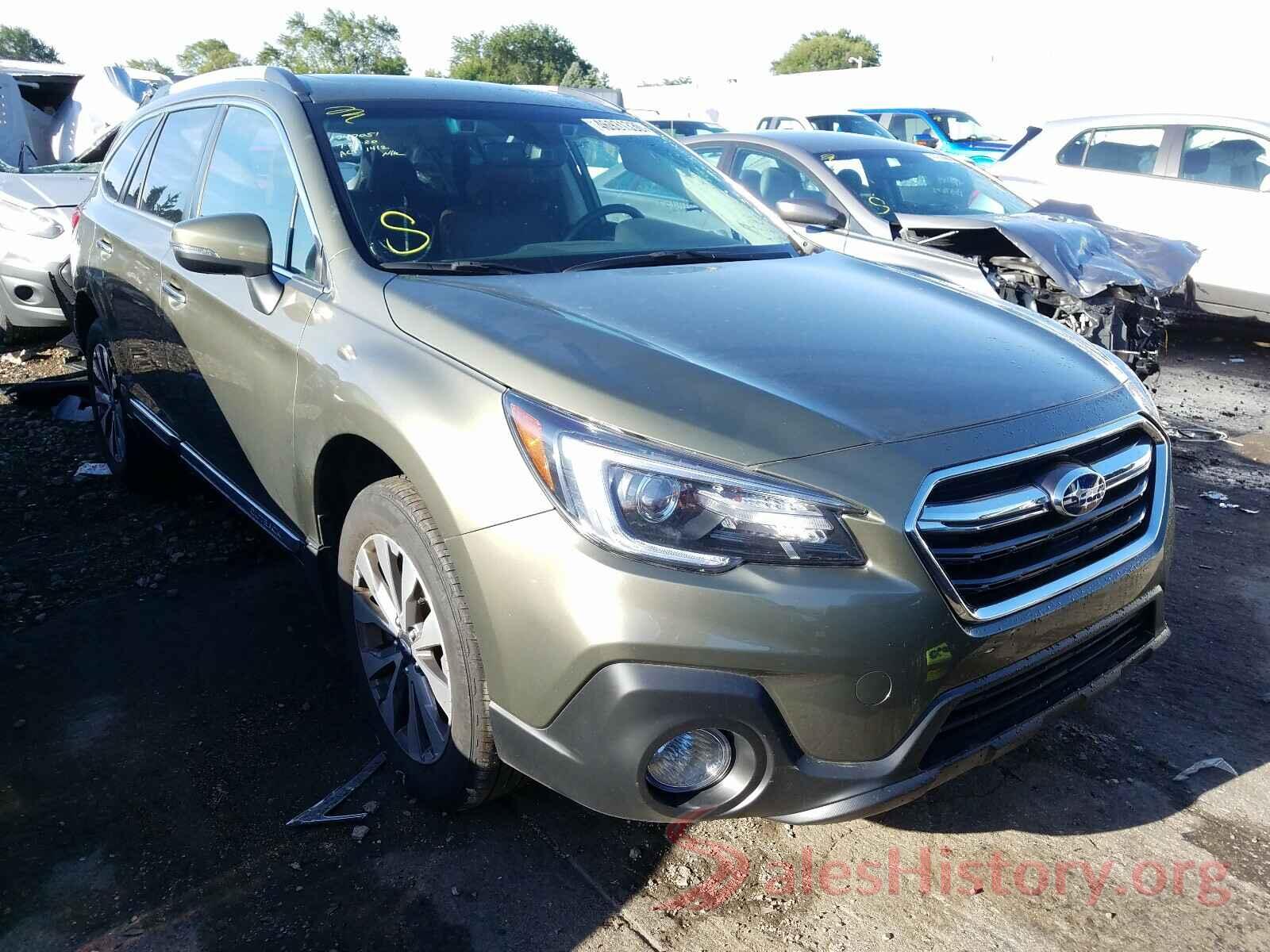 4S4BSATC3J3323517 2018 SUBARU OUTBACK