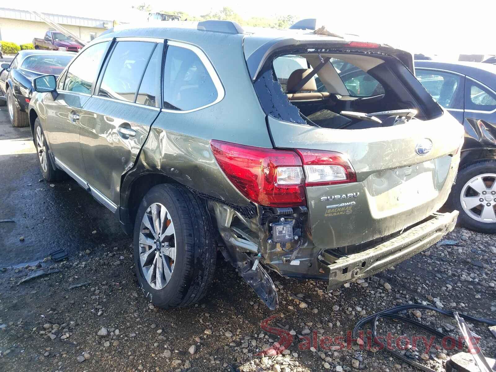 4S4BSATC3J3323517 2018 SUBARU OUTBACK