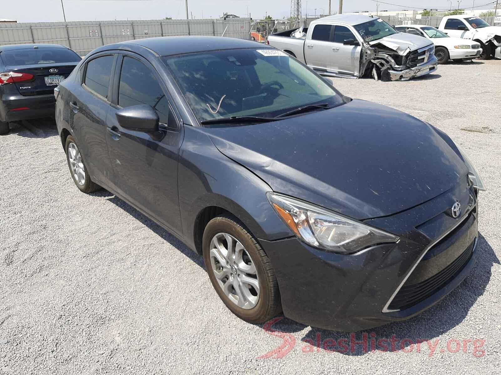 3MYDLBYV1HY164493 2017 TOYOTA YARIS