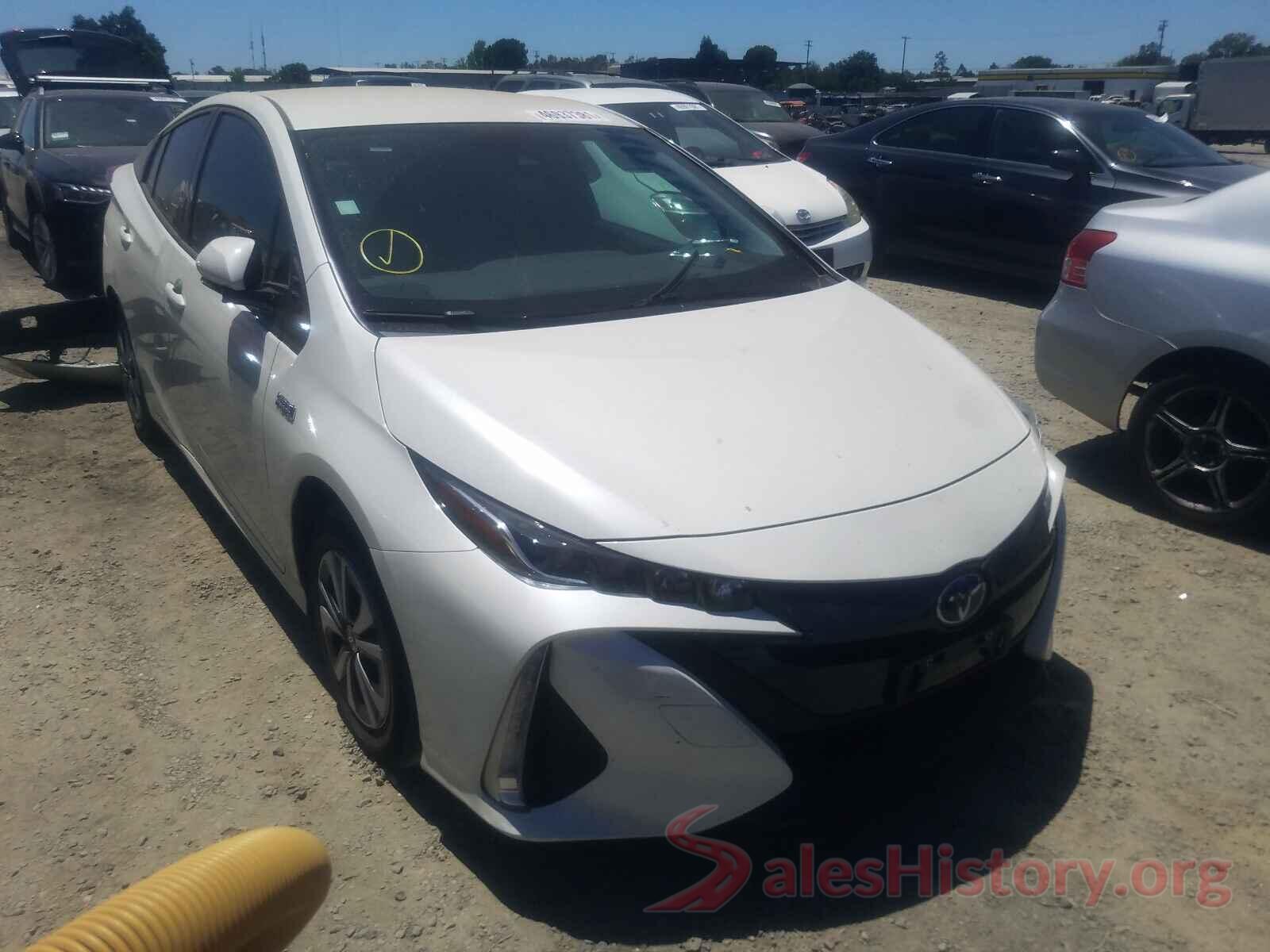 JTDKARFP6J3101672 2018 TOYOTA PRIUS