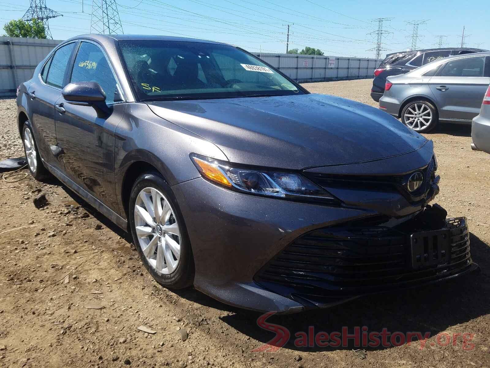 4T1B11HK4JU027659 2018 TOYOTA CAMRY