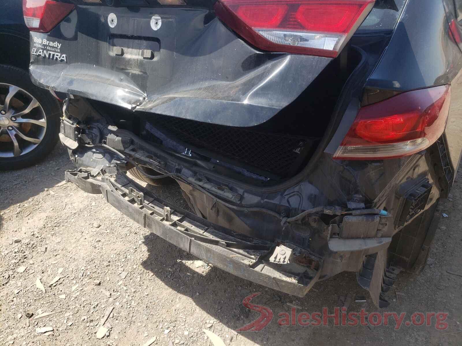 5NPD84LF4JH392938 2018 HYUNDAI ELANTRA