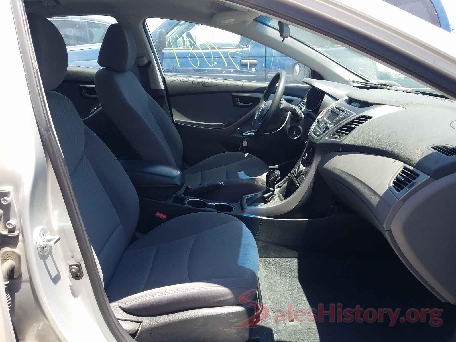 5NPDH4AE2GH667032 2016 HYUNDAI ELANTRA