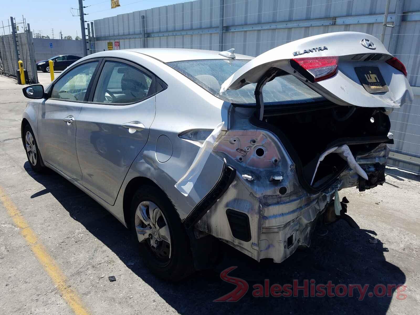 5NPDH4AE2GH667032 2016 HYUNDAI ELANTRA