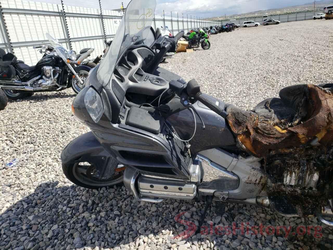 1HFSC47055A404707 2005 HONDA GL CYCLE