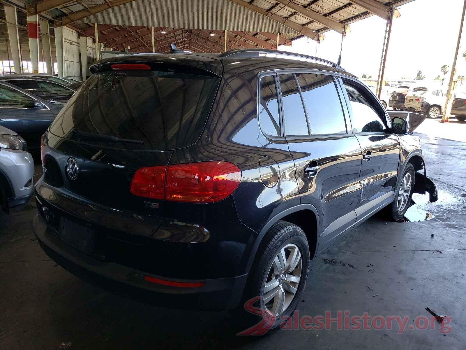 WVGAV7AX8HW501684 2017 VOLKSWAGEN TIGUAN