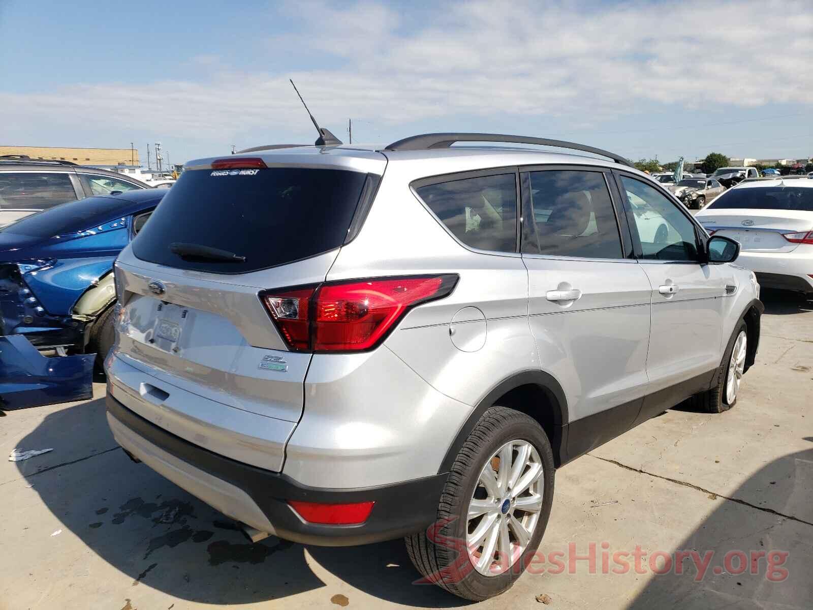 1FMCU0HDXKUA18098 2019 FORD ESCAPE