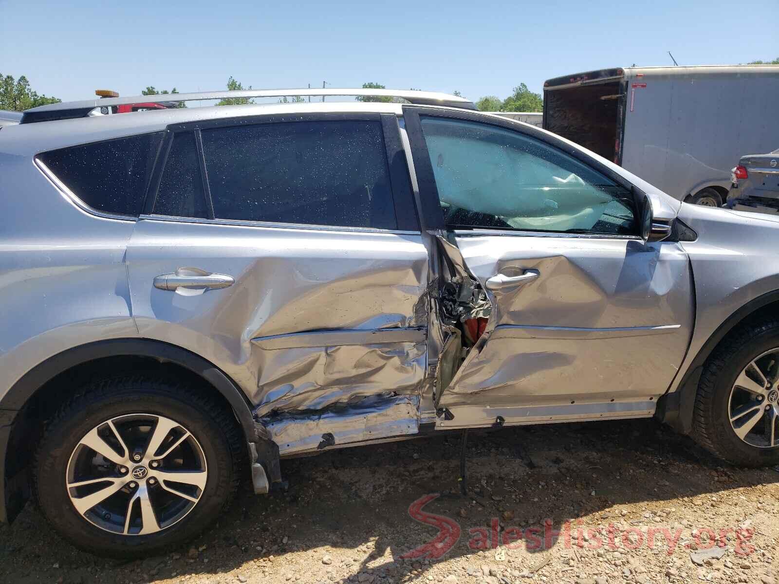 2T3RFREV2HW677234 2017 TOYOTA RAV4