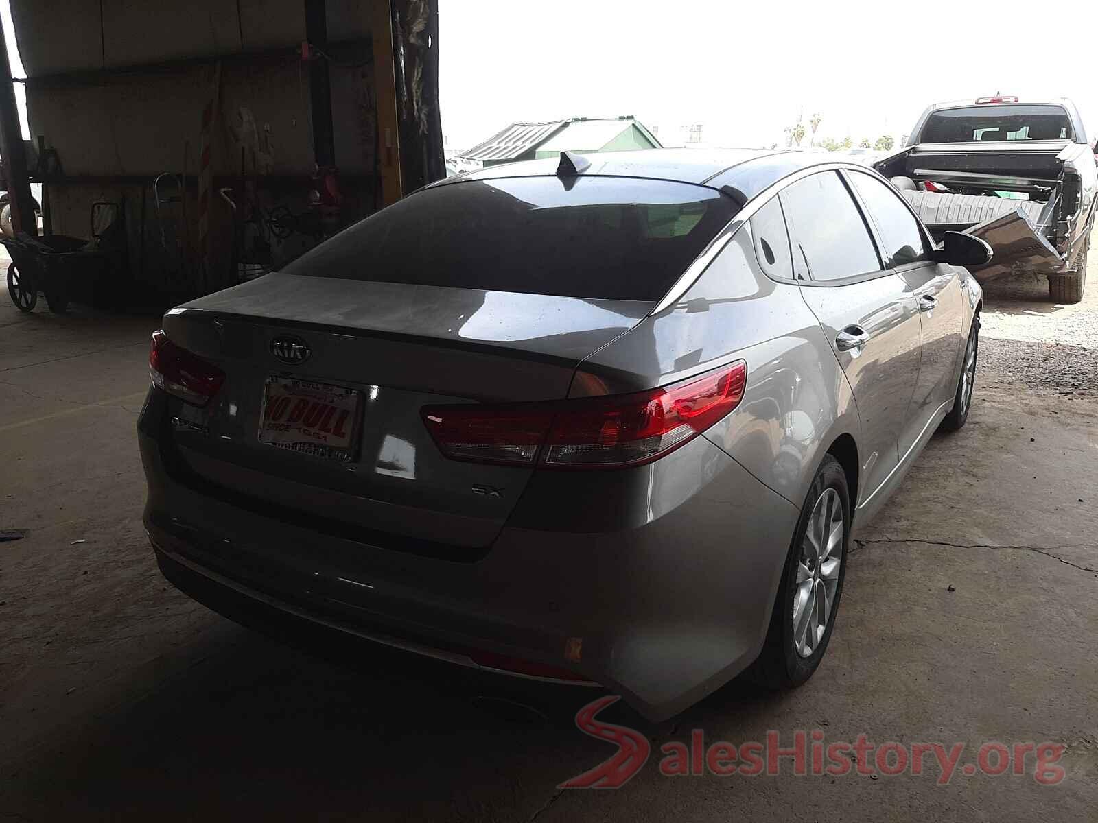 5XXGU4L3XJG220570 2018 KIA OPTIMA