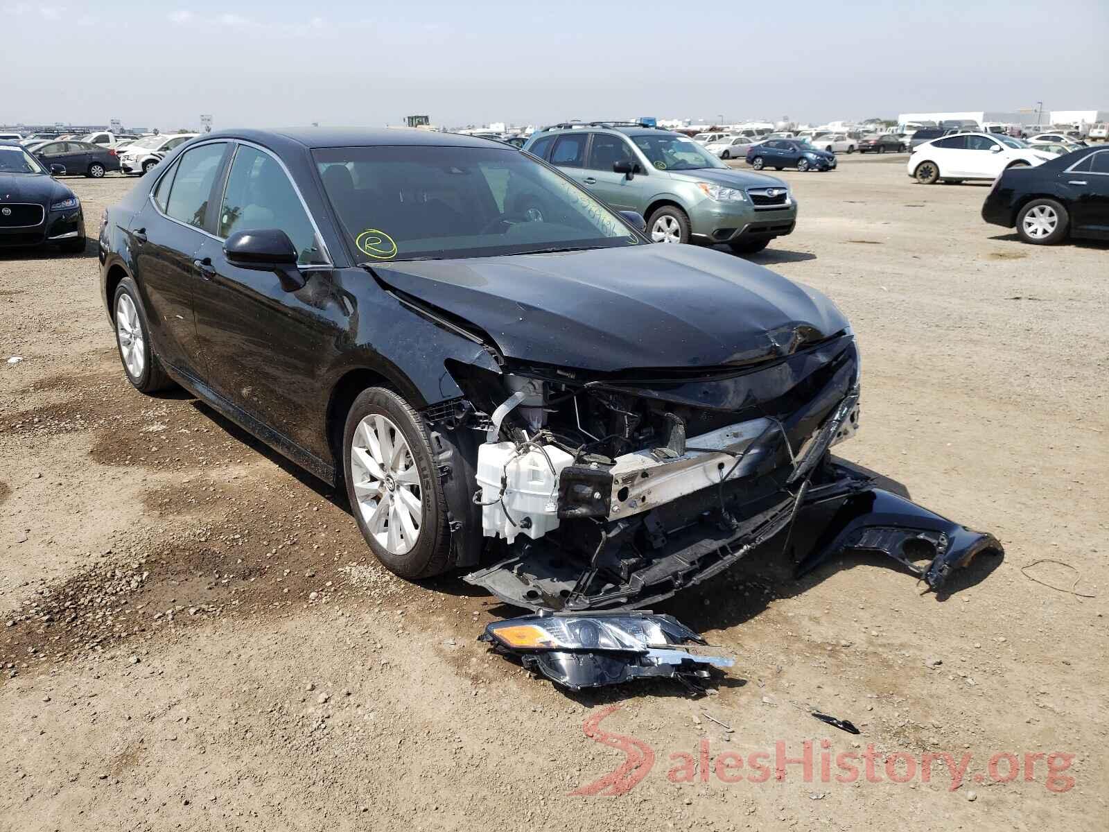 4T1B11HK7JU056444 2018 TOYOTA CAMRY