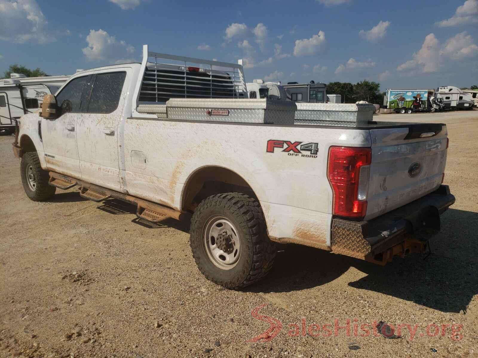 1FT8W3BTXJEB71076 2018 FORD F350