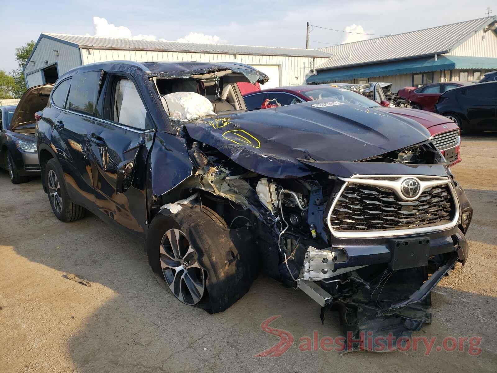 5TDGZRBH8MS529646 2021 TOYOTA HIGHLANDER