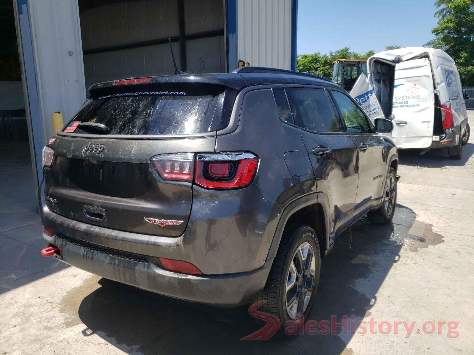 3C4NJDDBXJT334501 2018 JEEP COMPASS