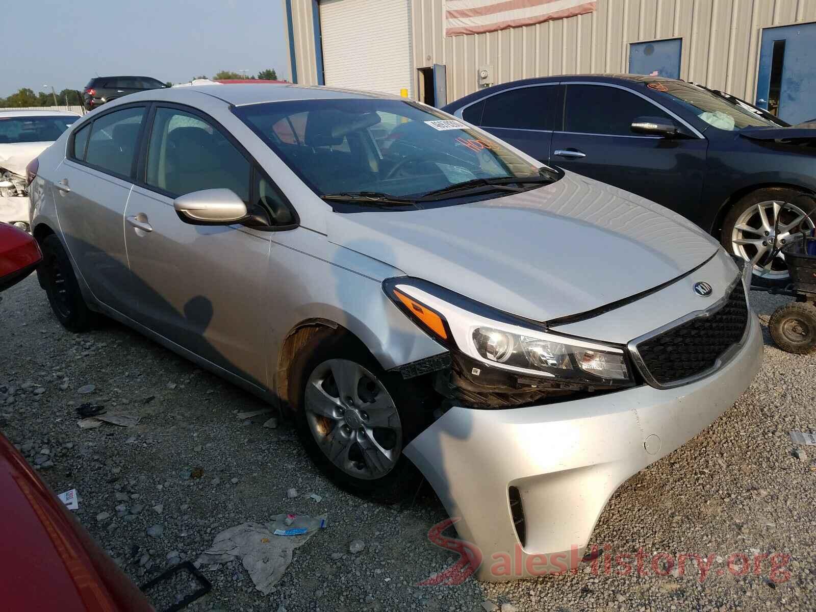 3KPFK4A7XHE044193 2017 KIA FORTE