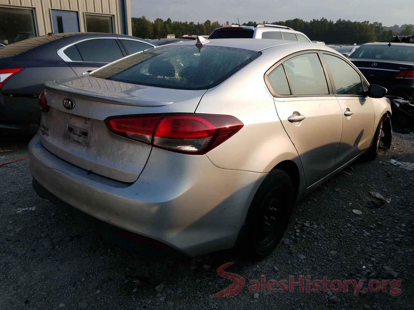 3KPFK4A7XHE044193 2017 KIA FORTE