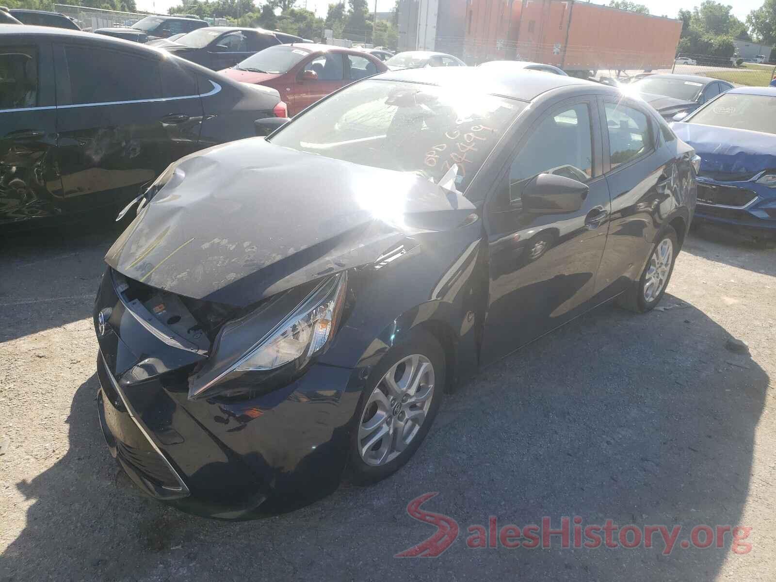 3MYDLBYVXJY330855 2018 TOYOTA YARIS