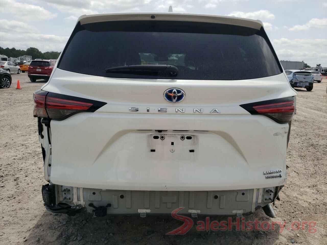 5TDZRKEC9MS018494 2021 TOYOTA SIENNA