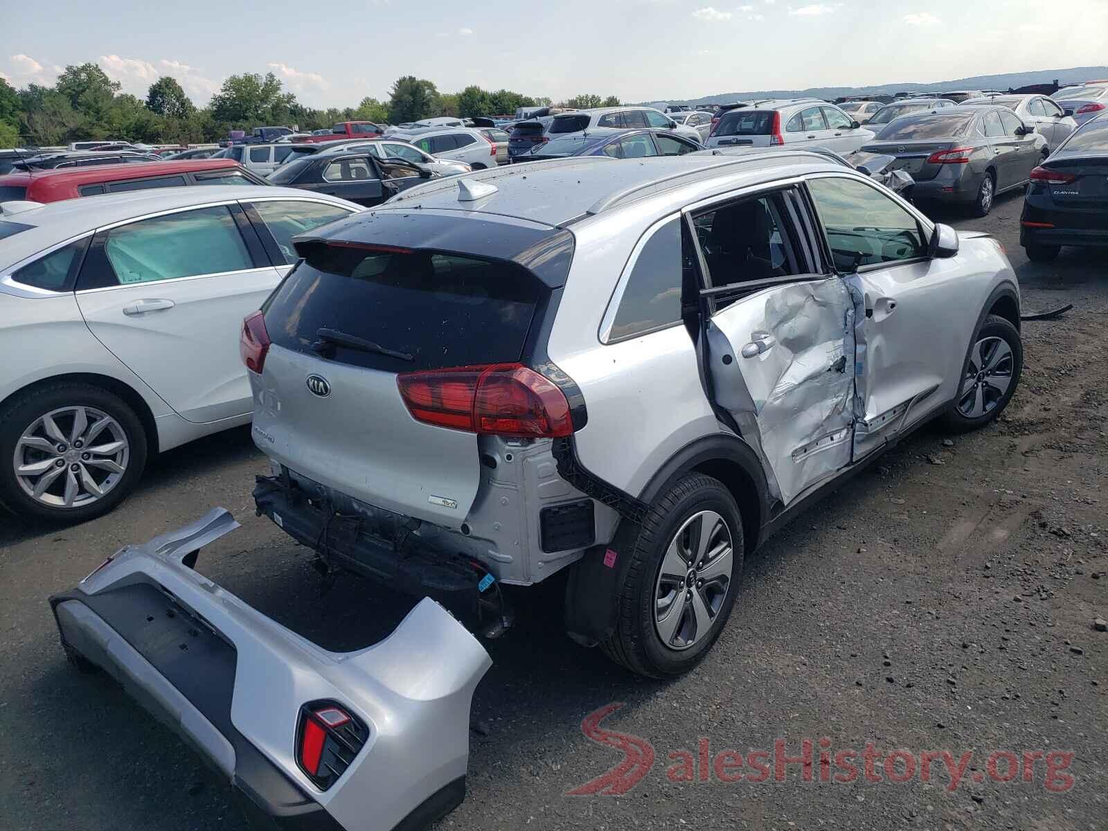 KNDCB3LC1L5361095 2020 KIA NIRO