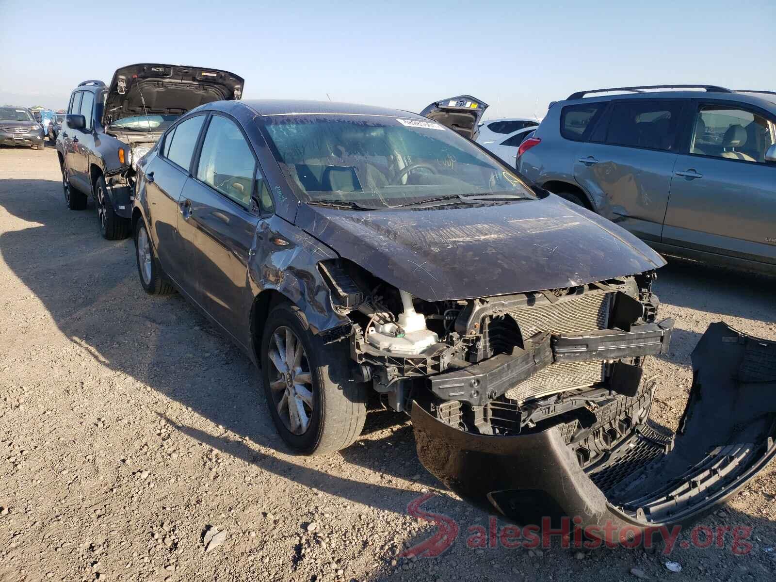 3KPFL4A72HE013324 2017 KIA FORTE