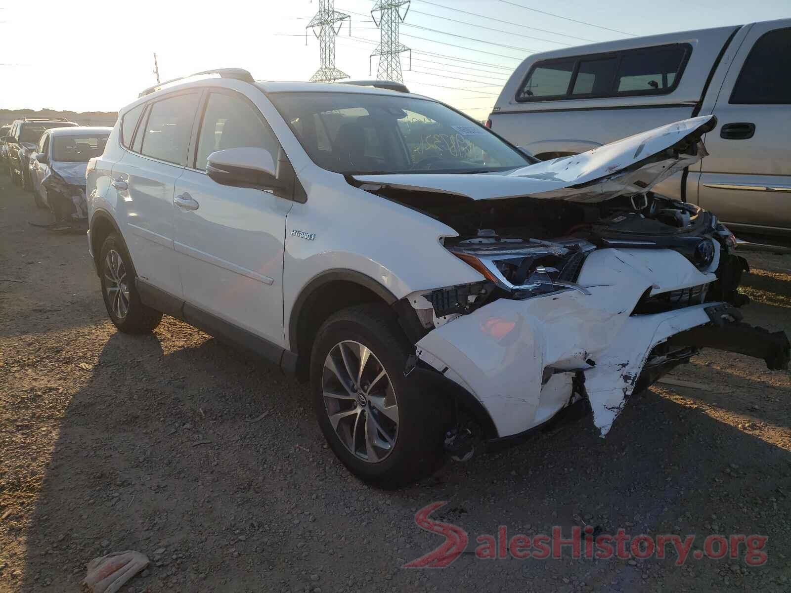 JTMRJREV6JD243030 2018 TOYOTA RAV4