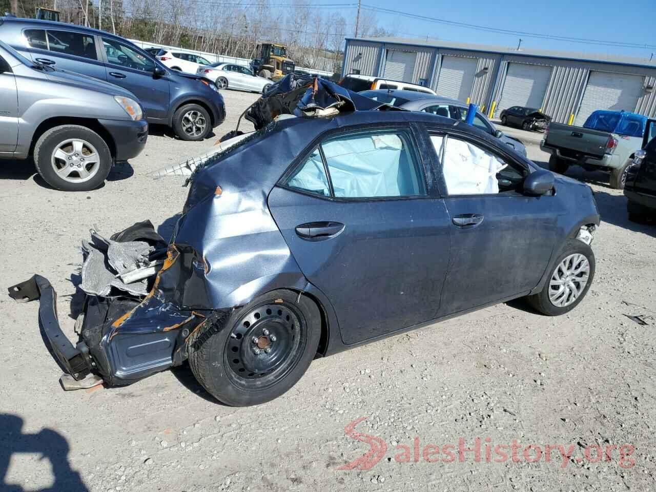 2T1BURHE3JC105463 2018 TOYOTA COROLLA