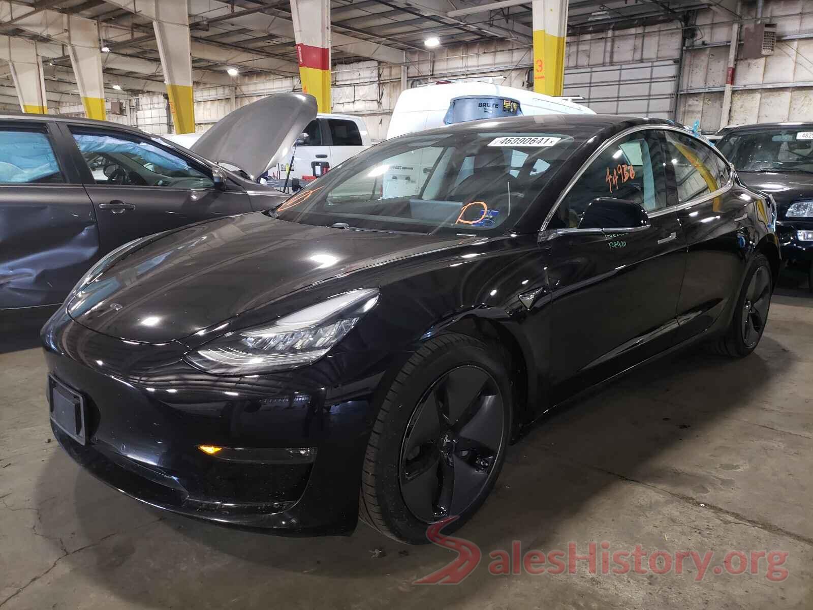 5YJ3E1EA3JF098613 2018 TESLA MODEL 3