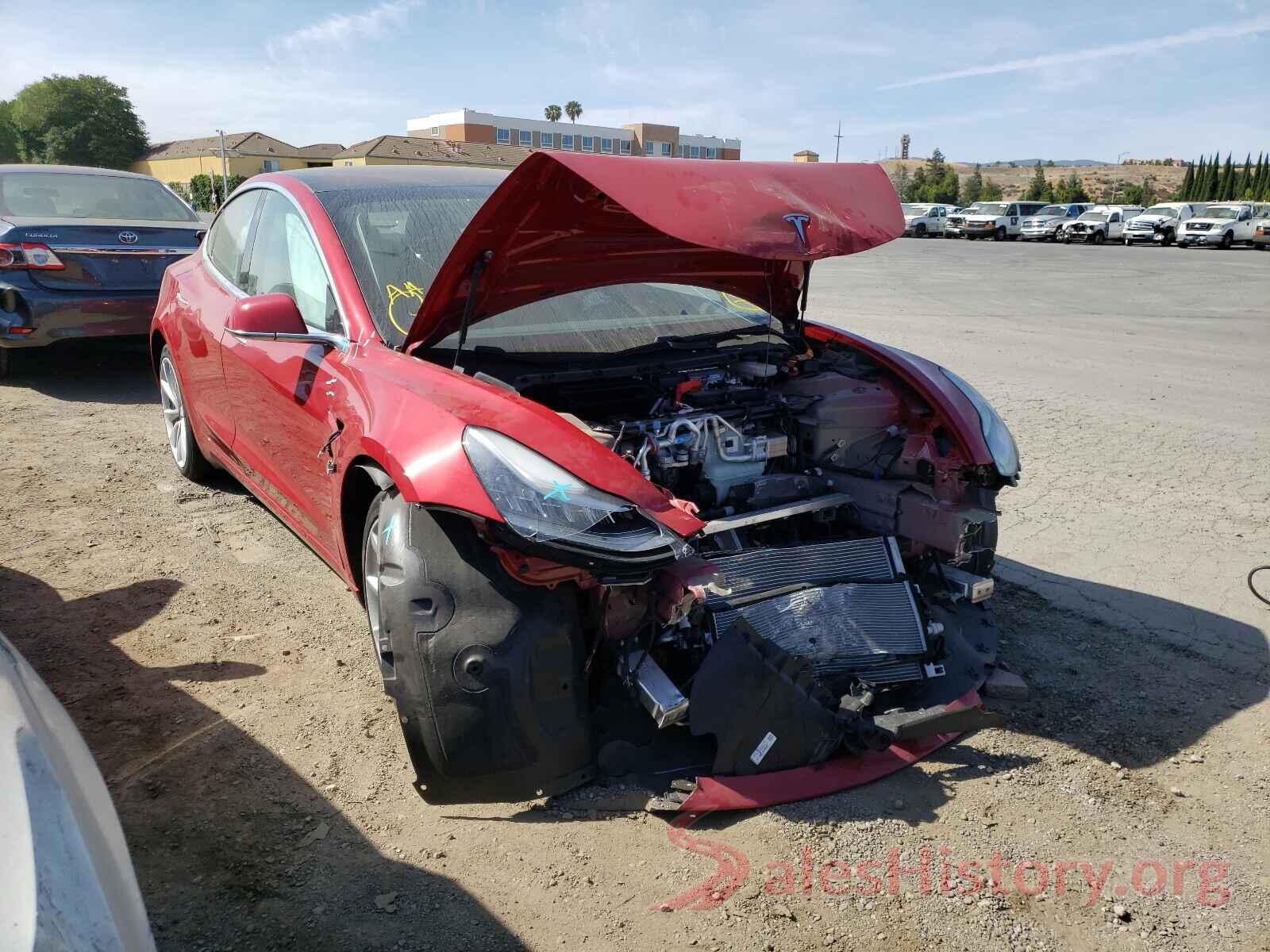 5YJ3E1EAXJF037596 2018 TESLA MODEL 3