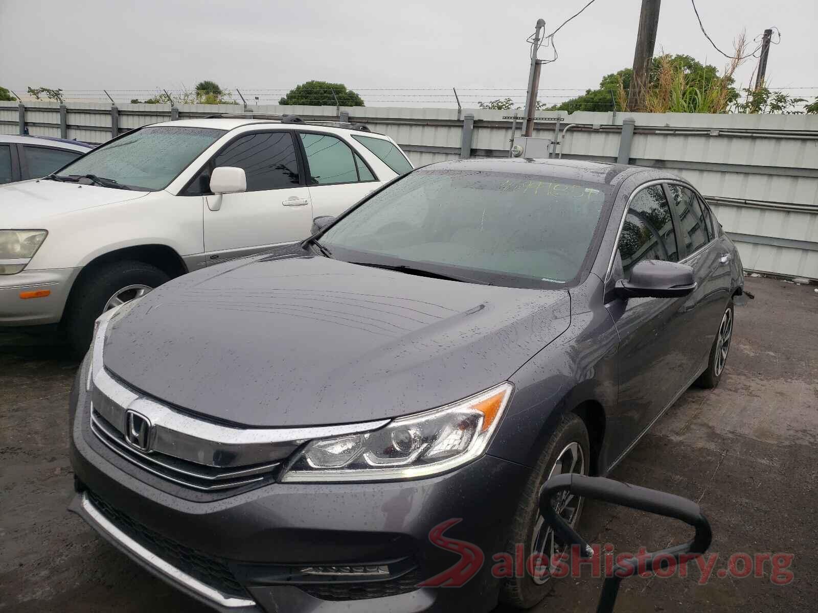 1HGCR2F76HA205266 2017 HONDA ACCORD