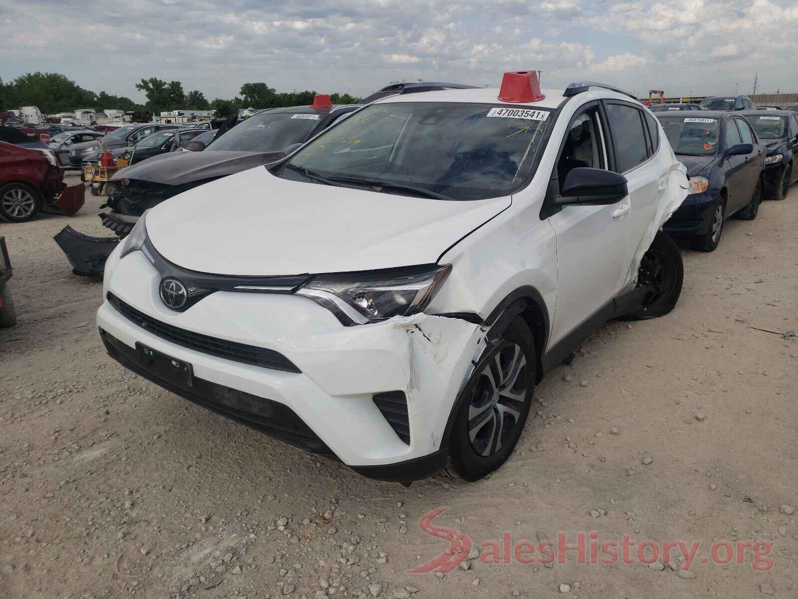 JTMBFREV5JD252594 2018 TOYOTA RAV4