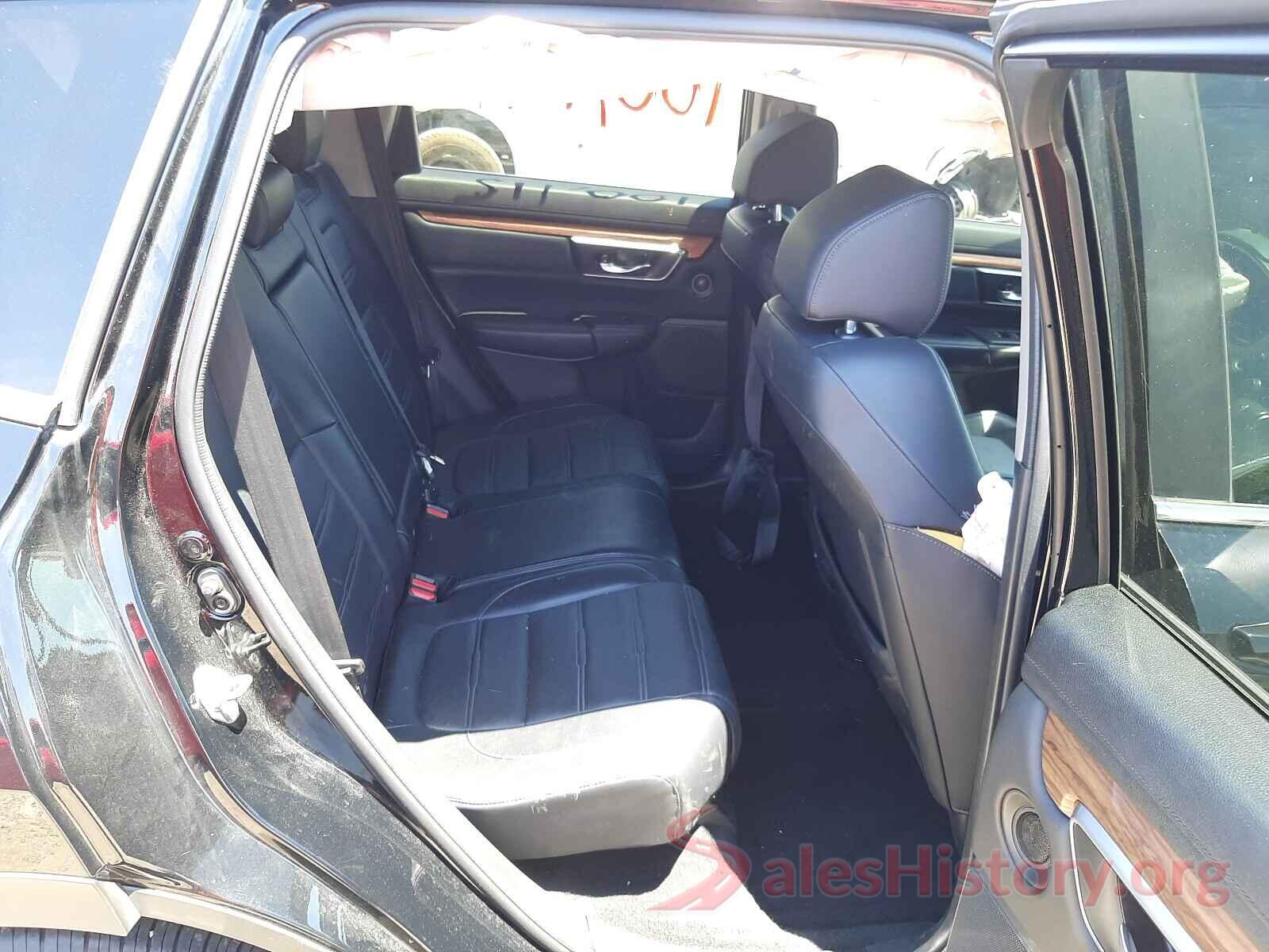 7FARW1H88JE008182 2018 HONDA CRV