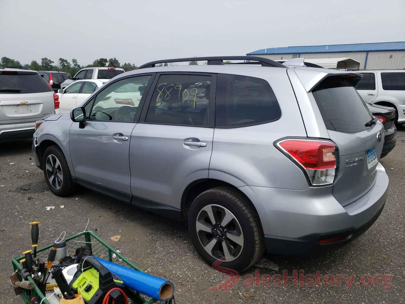 JF2SJAEC4HH595500 2017 SUBARU FORESTER