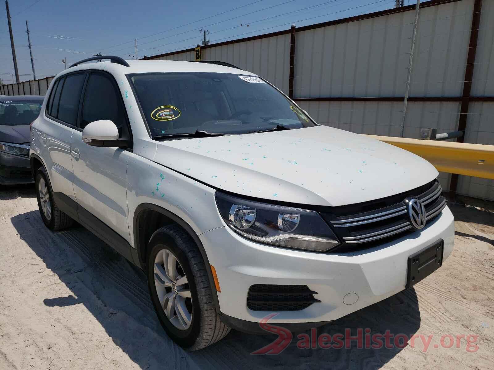 WVGAV7AX8HK024925 2017 VOLKSWAGEN TIGUAN