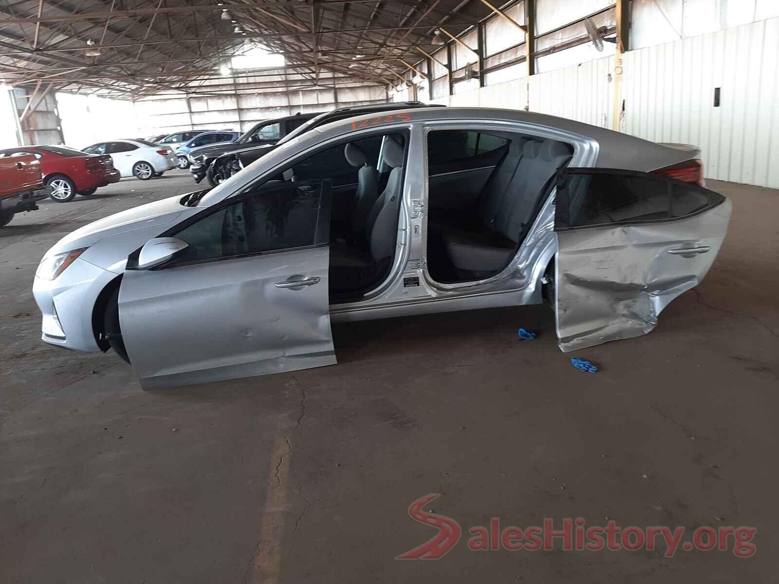 KMHD74LF0KU808098 2019 HYUNDAI ELANTRA