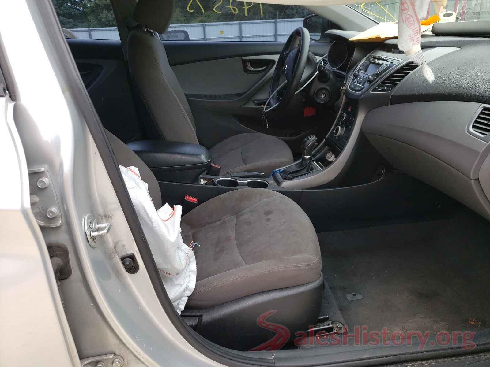 5NPDH4AE5GH752706 2016 HYUNDAI ELANTRA