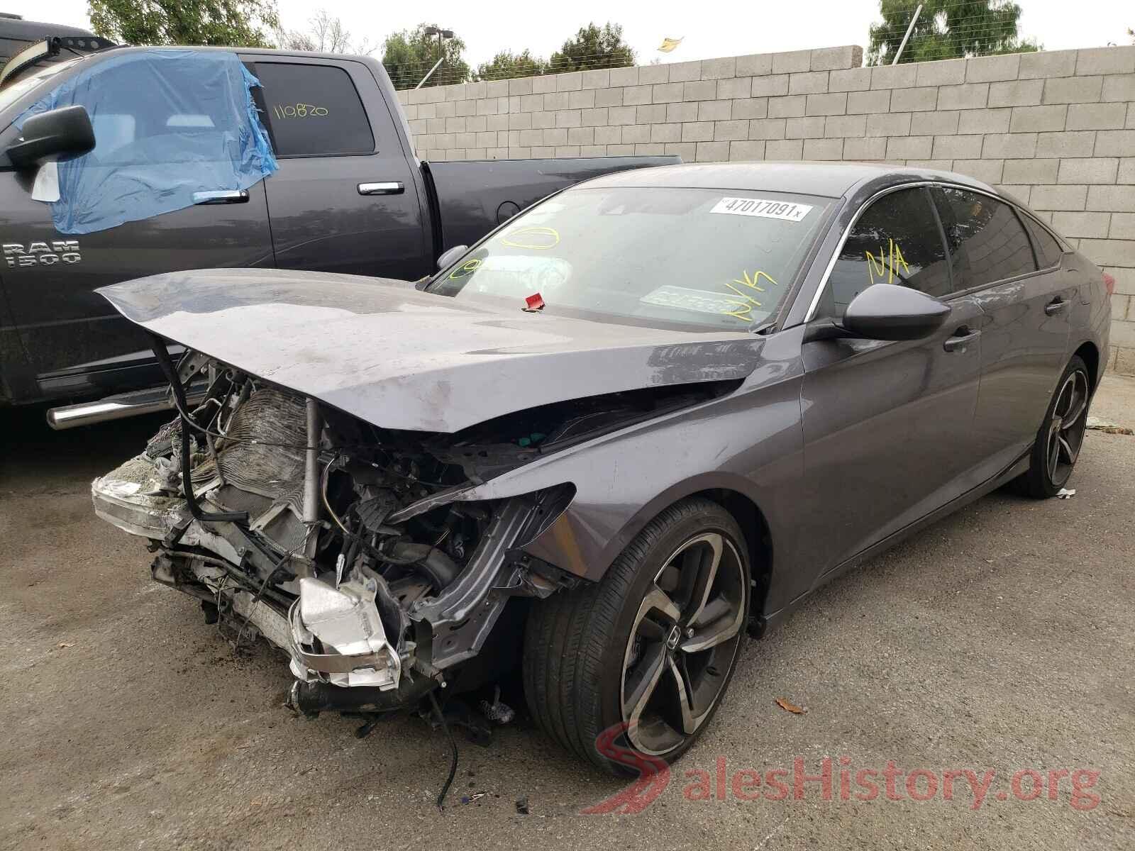 1HGCV1F33JA262985 2018 HONDA ACCORD