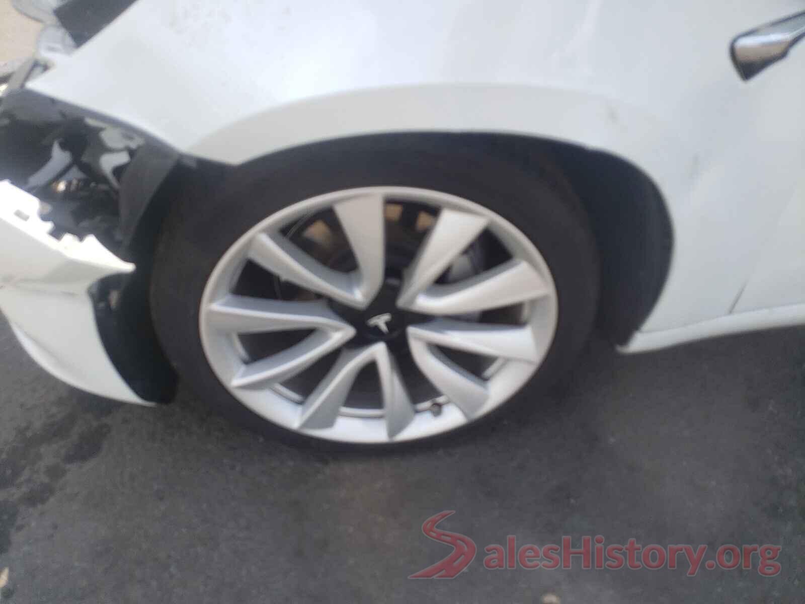 5YJ3E1EB3JF097938 2018 TESLA MODEL 3