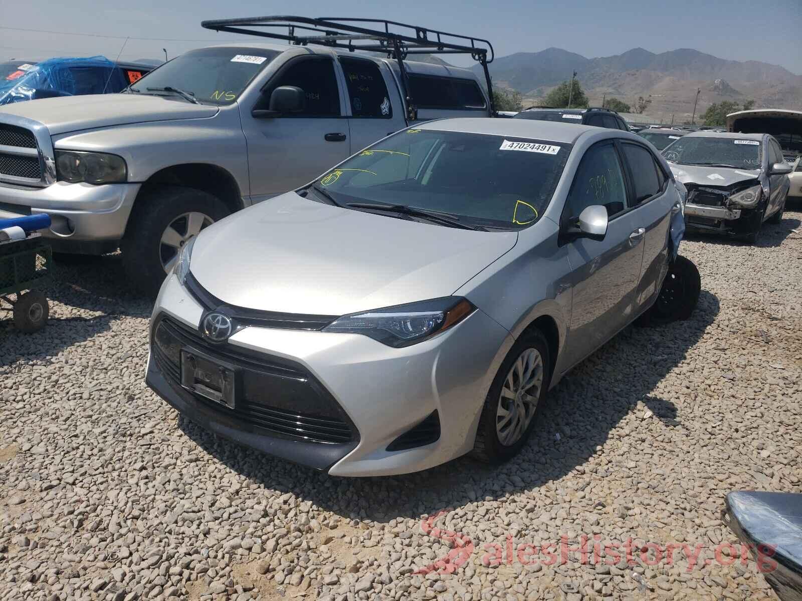 2T1BURHE3JC056832 2018 TOYOTA COROLLA