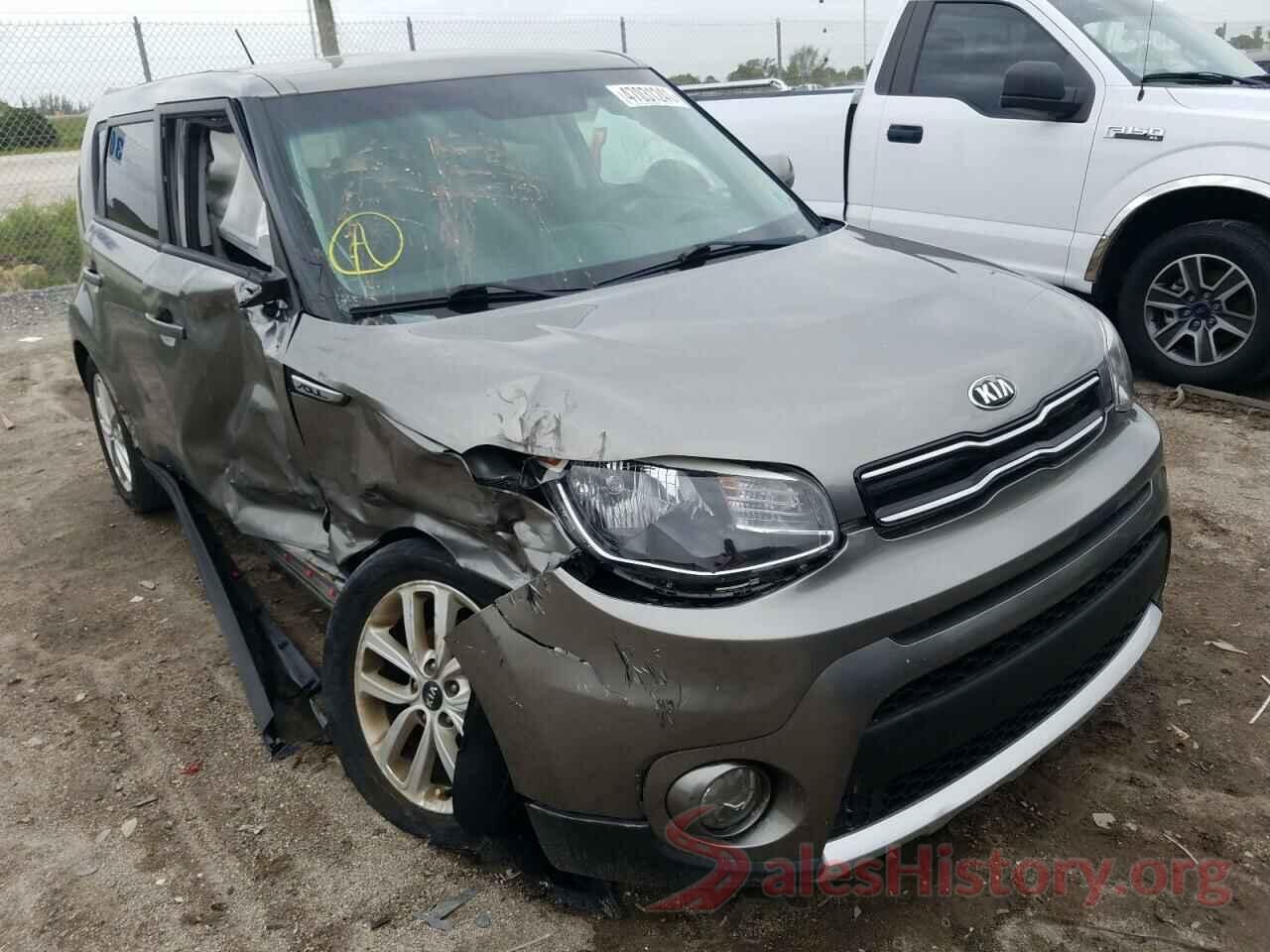 KNDJP3A50J7569418 2018 KIA SOUL