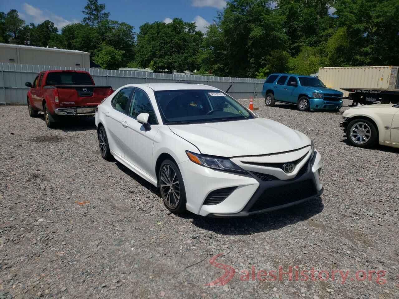 4T1B11HK0KU777898 2019 TOYOTA CAMRY