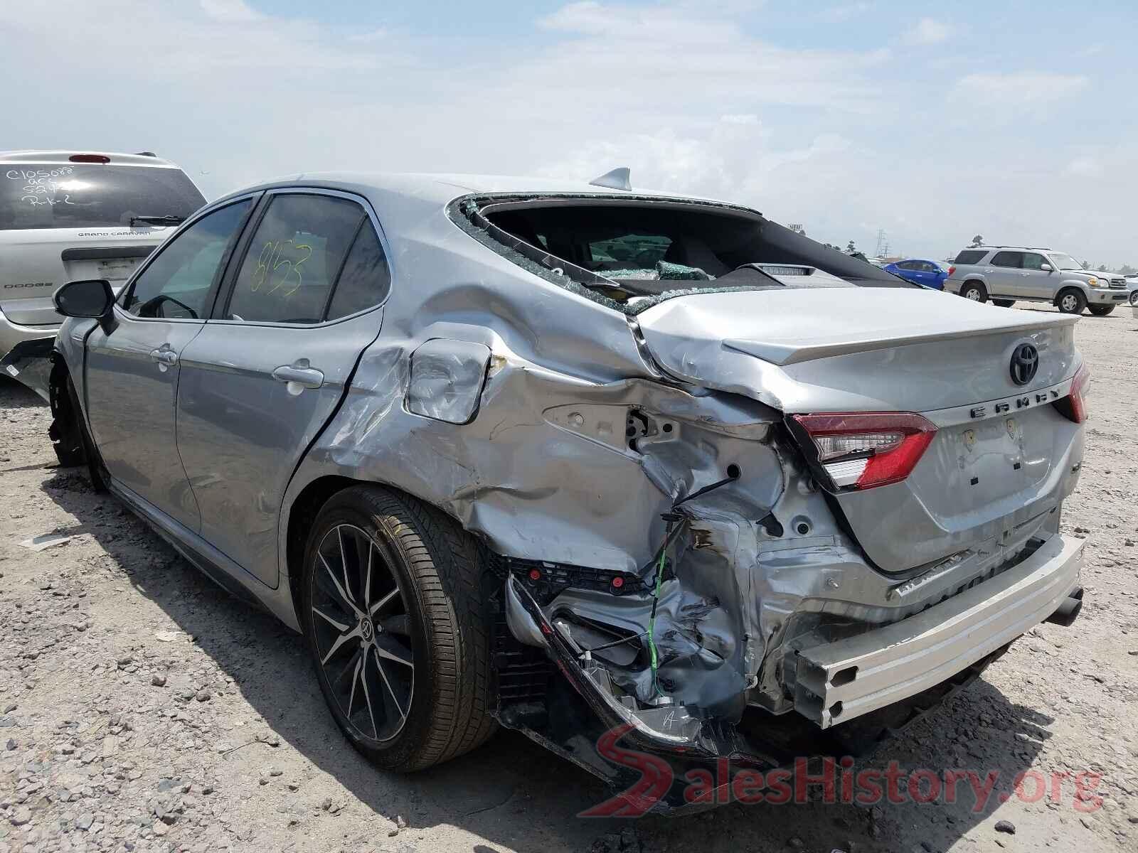 4T1G11AK2MU410441 2021 TOYOTA CAMRY