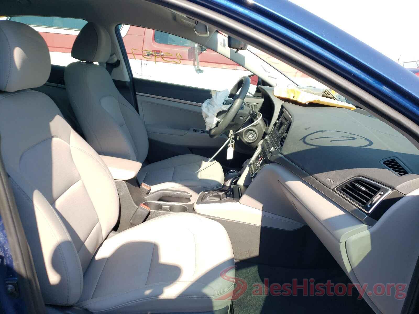 5NPD74LF0JH333808 2018 HYUNDAI ELANTRA