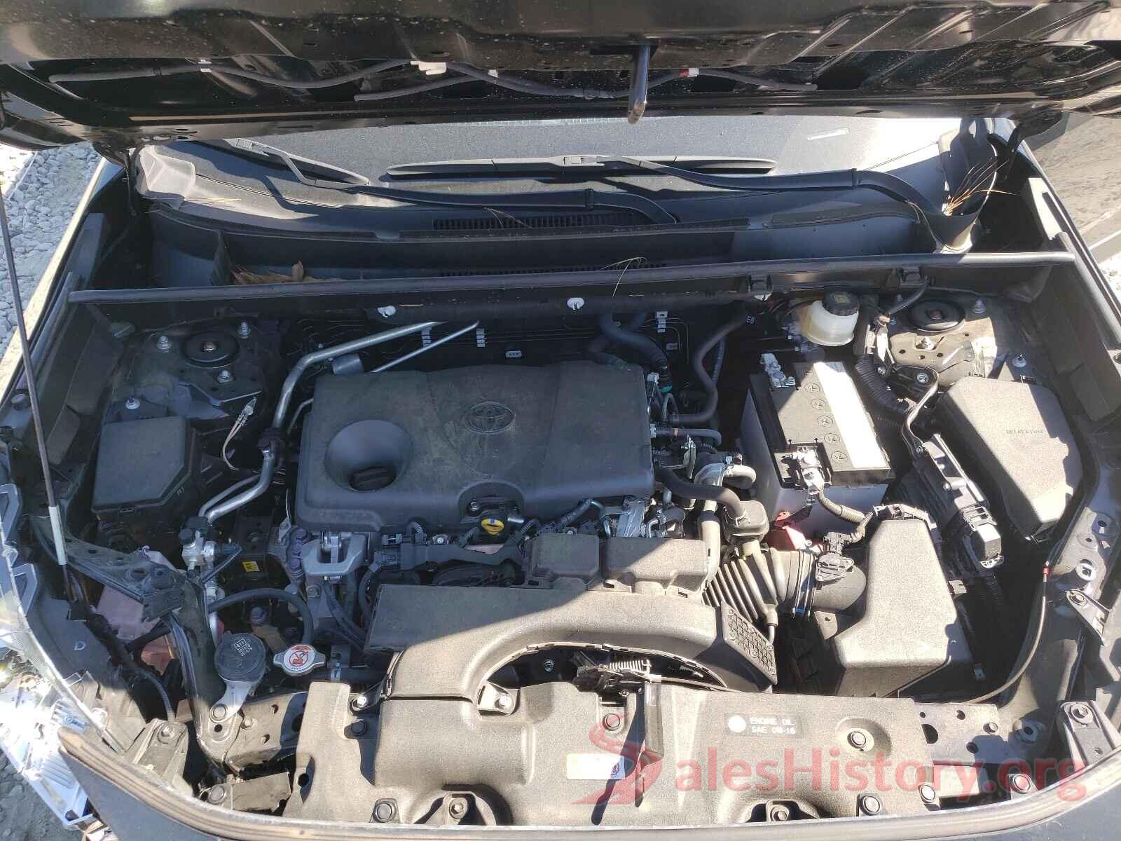 JTMH1RFV4KJ006128 2019 TOYOTA RAV4