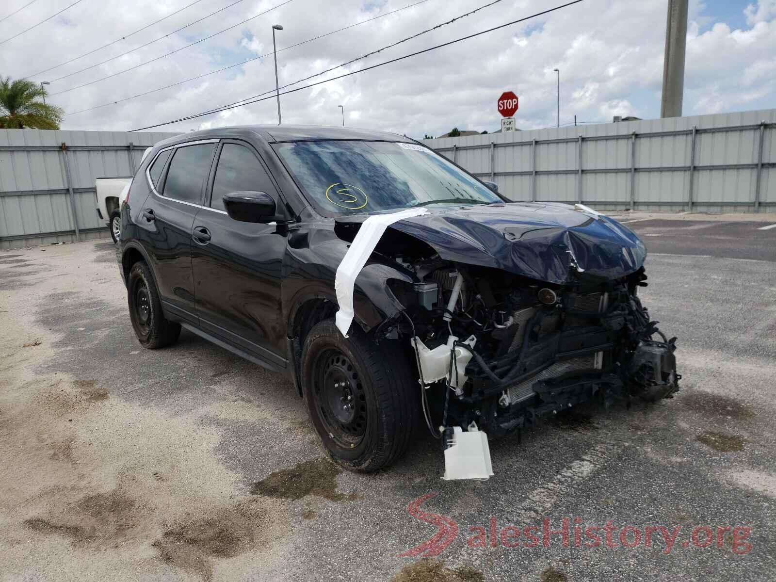 KNMAT2MT5JP539301 2018 NISSAN ROGUE