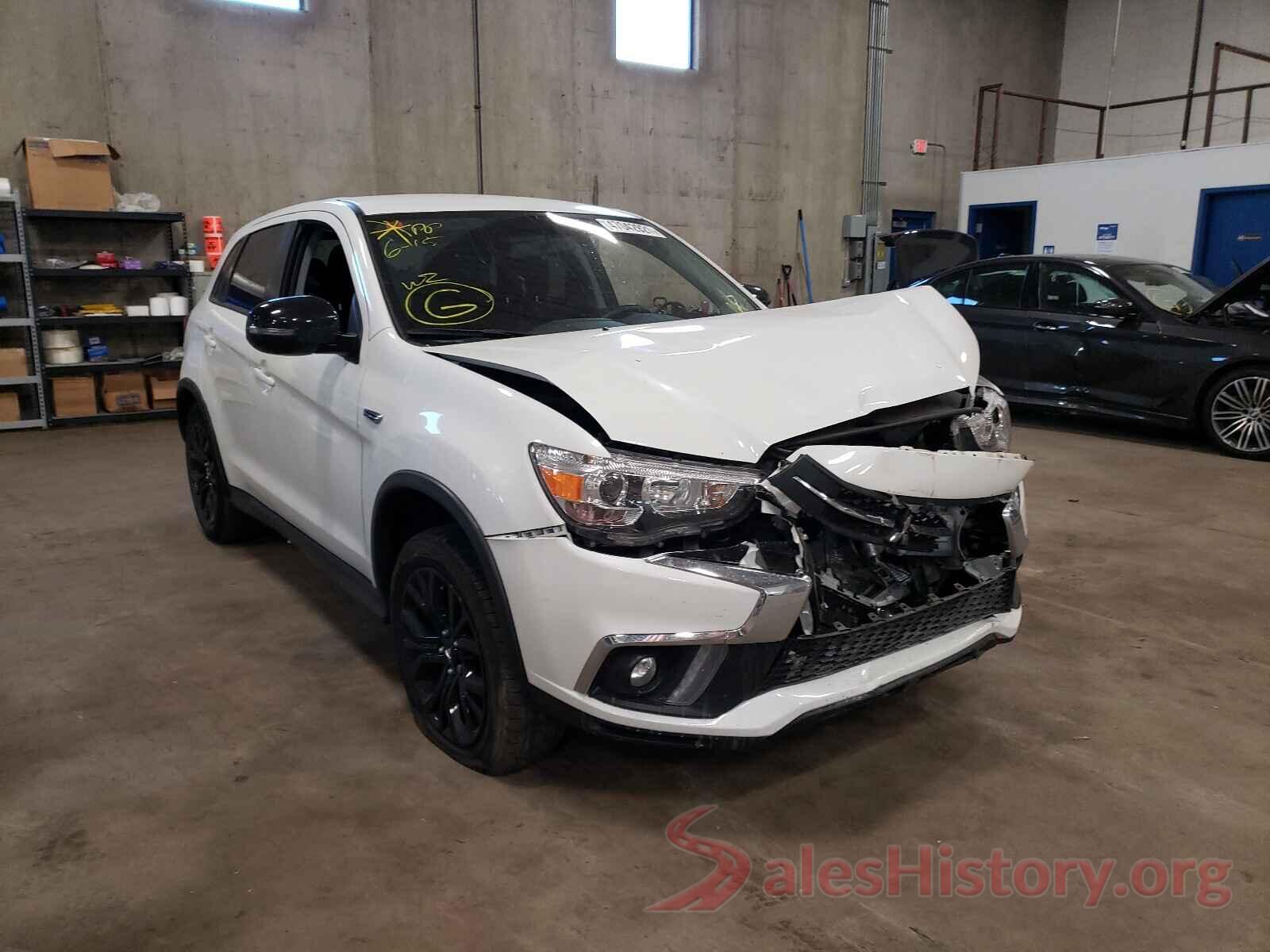 JA4AR3AU3JU015979 2018 MITSUBISHI OUTLANDER