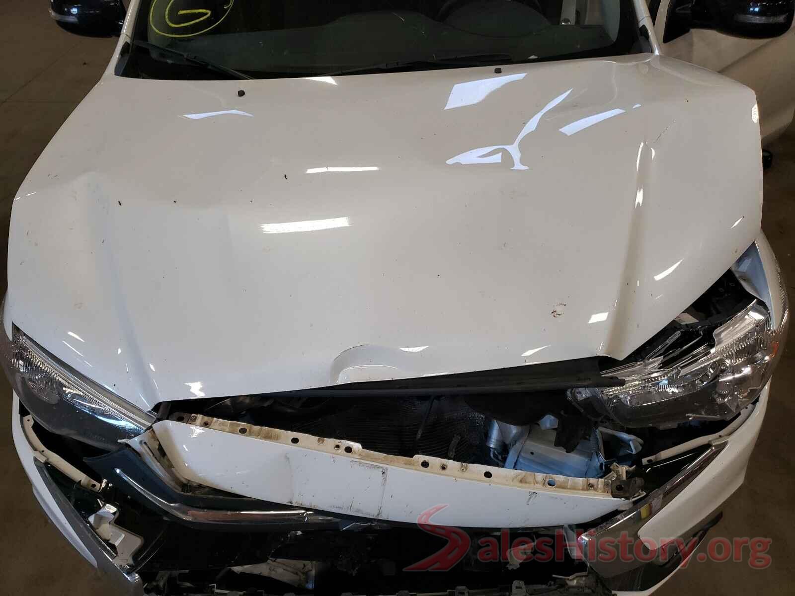 JA4AR3AU3JU015979 2018 MITSUBISHI OUTLANDER